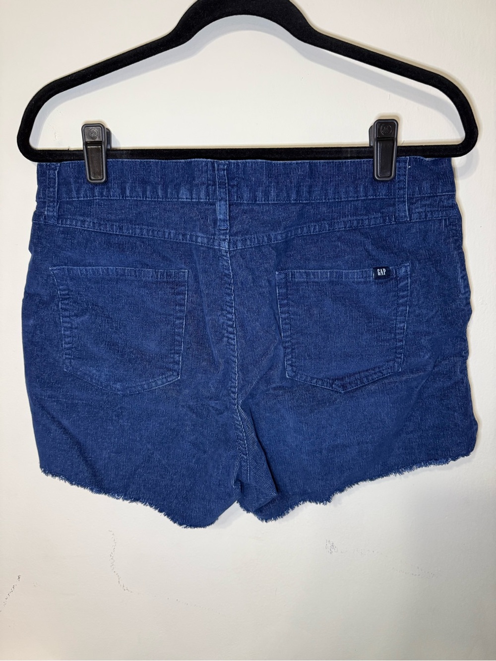 GAP Indigo Blue Denim Cutoff Shorts - Picture 2 of 2